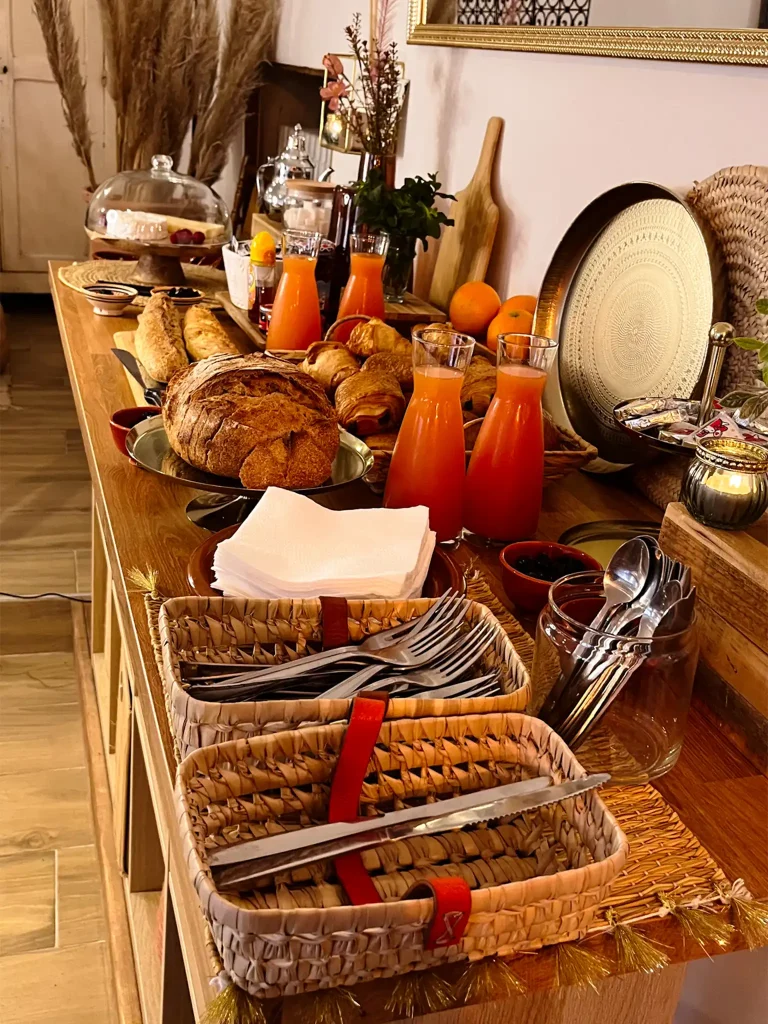 Photo du buffet du brunch franco marocain